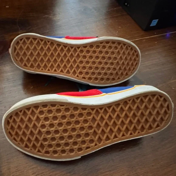 Vans Kids Low Top Sneakers - Red, Blue & Green - Picture 6 of 6